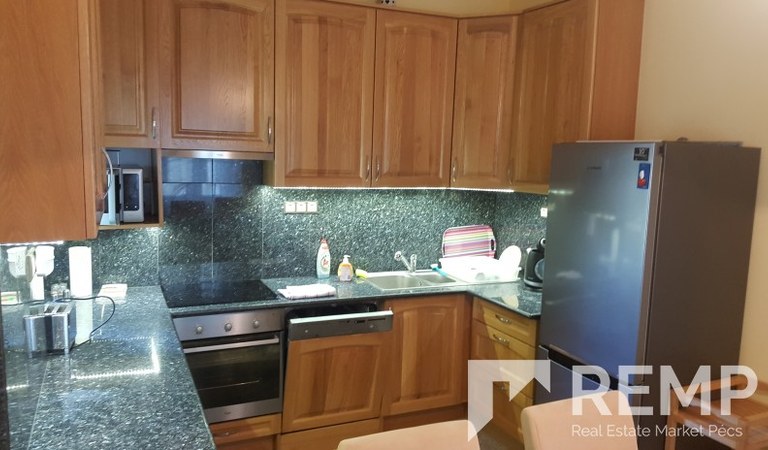 Spacious flat for rent in the middle of the city! – 1. property photo