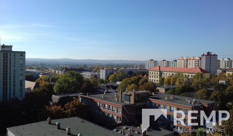 Eladó befektetésnek is kiváló panorámás lakás egyetemvárosban – 2. ingatlanfotó