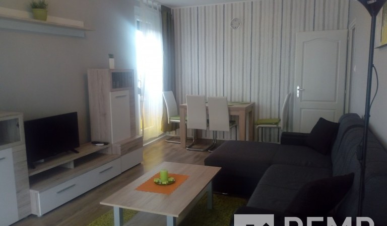 Kiadó 3 szobás felújított lakás a belvárosban! – 1. ingatlanfotó