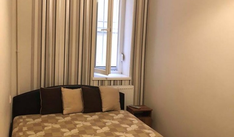 Eladó lakás az Almássy téren – 2. ingatlanfotó