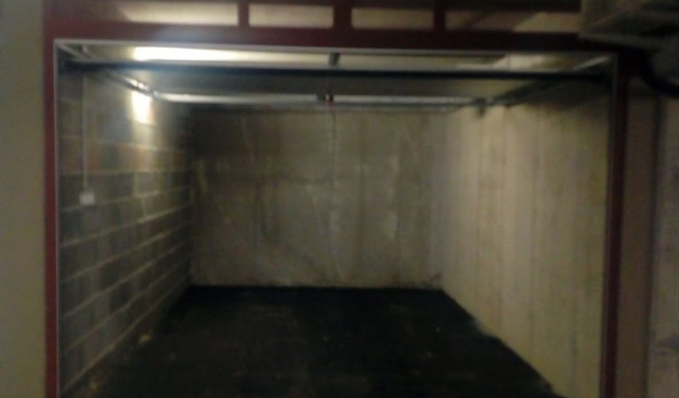 Garage for rent in the city center! – 1. property photo