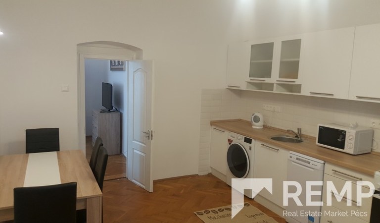 2 bedroom, fully renovated flat for rent in City Center! – 3. property photo